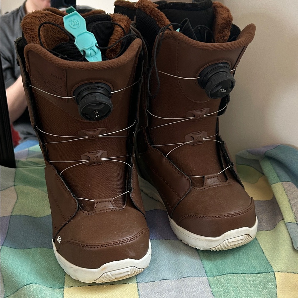 K2 Haven women’s snowboard boots